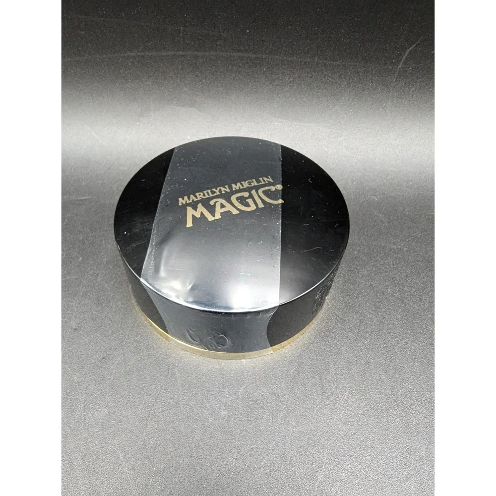 SEALED New Old Stock Marilyn Miglin Magic-Magic Dust Dusting Powder 1 oz 28g